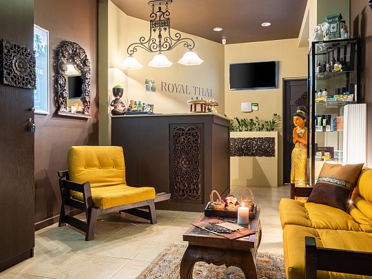 ROYAL THAI Шуваловский