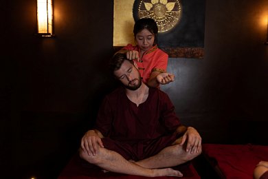 Подарочный сертификат на Новый год для мужчины на сумму 20000 рублей