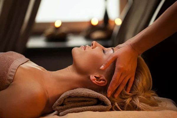Моделирующий массаж лица