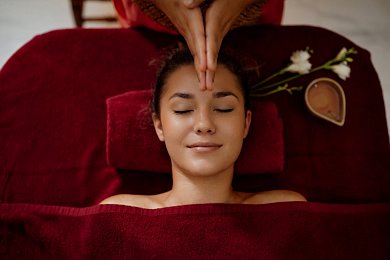 Подарочный сертификат для подруги на Новый год на СПА-программу "SPA для лица"